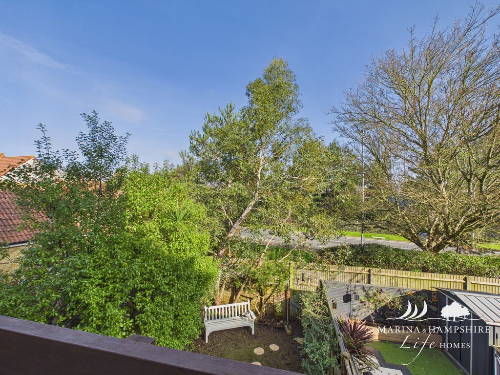 Additional image 24 of 3 bed terraced house for saleTintagel Way, Port Solent PO6