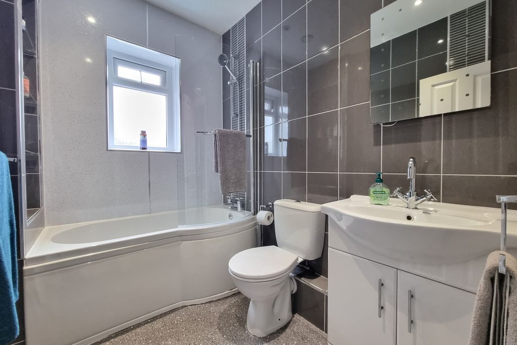 Additional image 16 of 4 bed semi-detached house for saleDrayton, Hampshire PO6