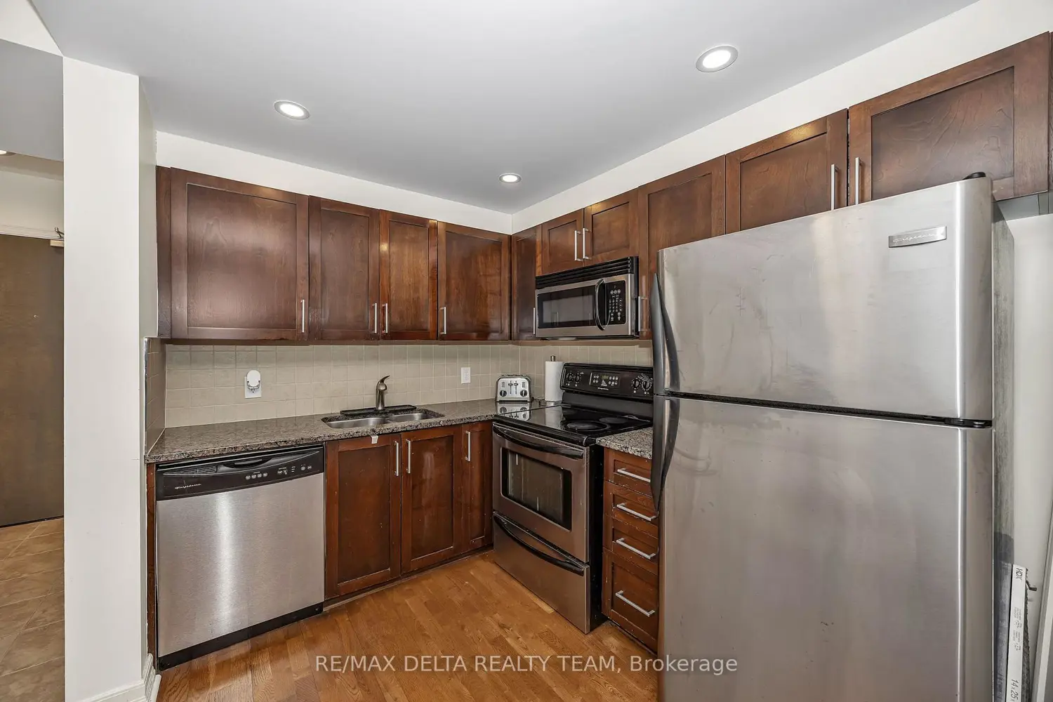 Additional image 6 of 200 Besserer Street 1006