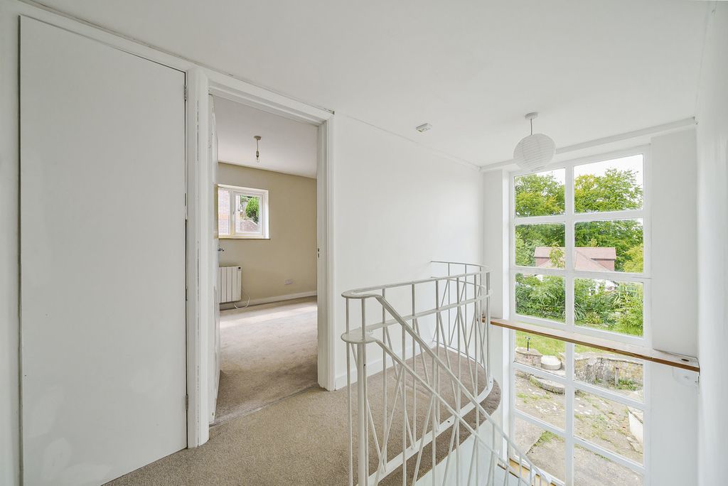 Additional image 13 of 3 bed detached house for saleNew Barn Lane, Whyteleafe CR3