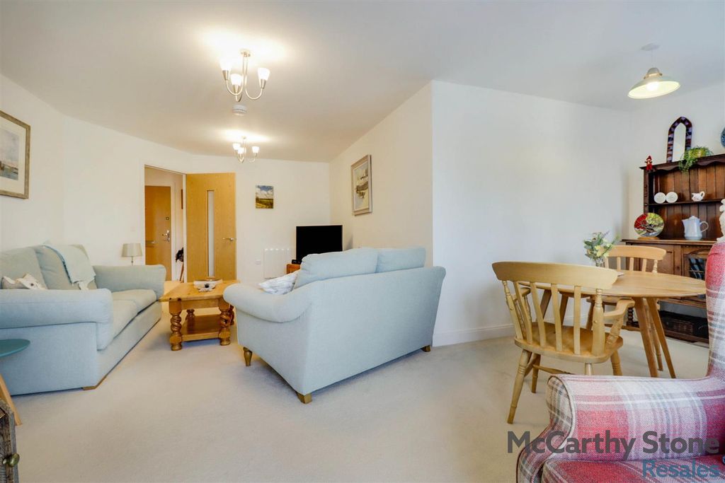 Additional image 5 of 1 bed flat for saleFarnham House, Loughborough Road, Quorn LE12