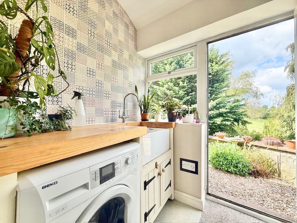 Additional image 16 of 3 bed property for saleHigh Street, Colsterworth, Grantham NG33