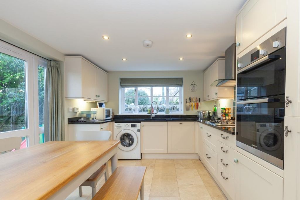 Additional image 3 of 3 bed detached house for saleManor Rd, Woodstock OX20