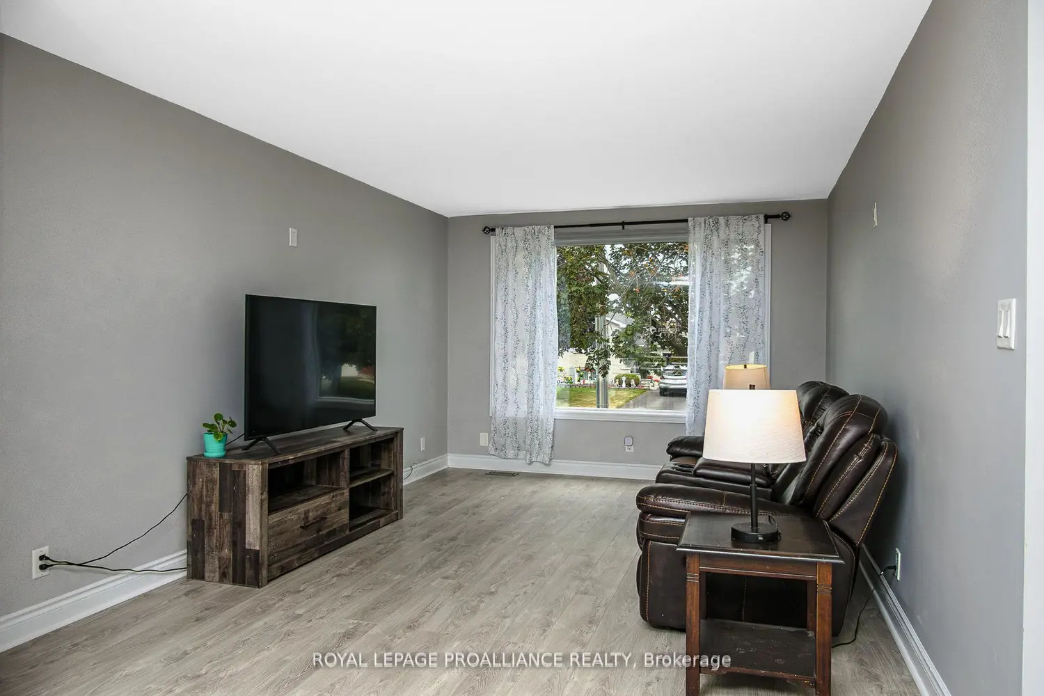 Additional image 5 of 11 Springbrook Crescent
