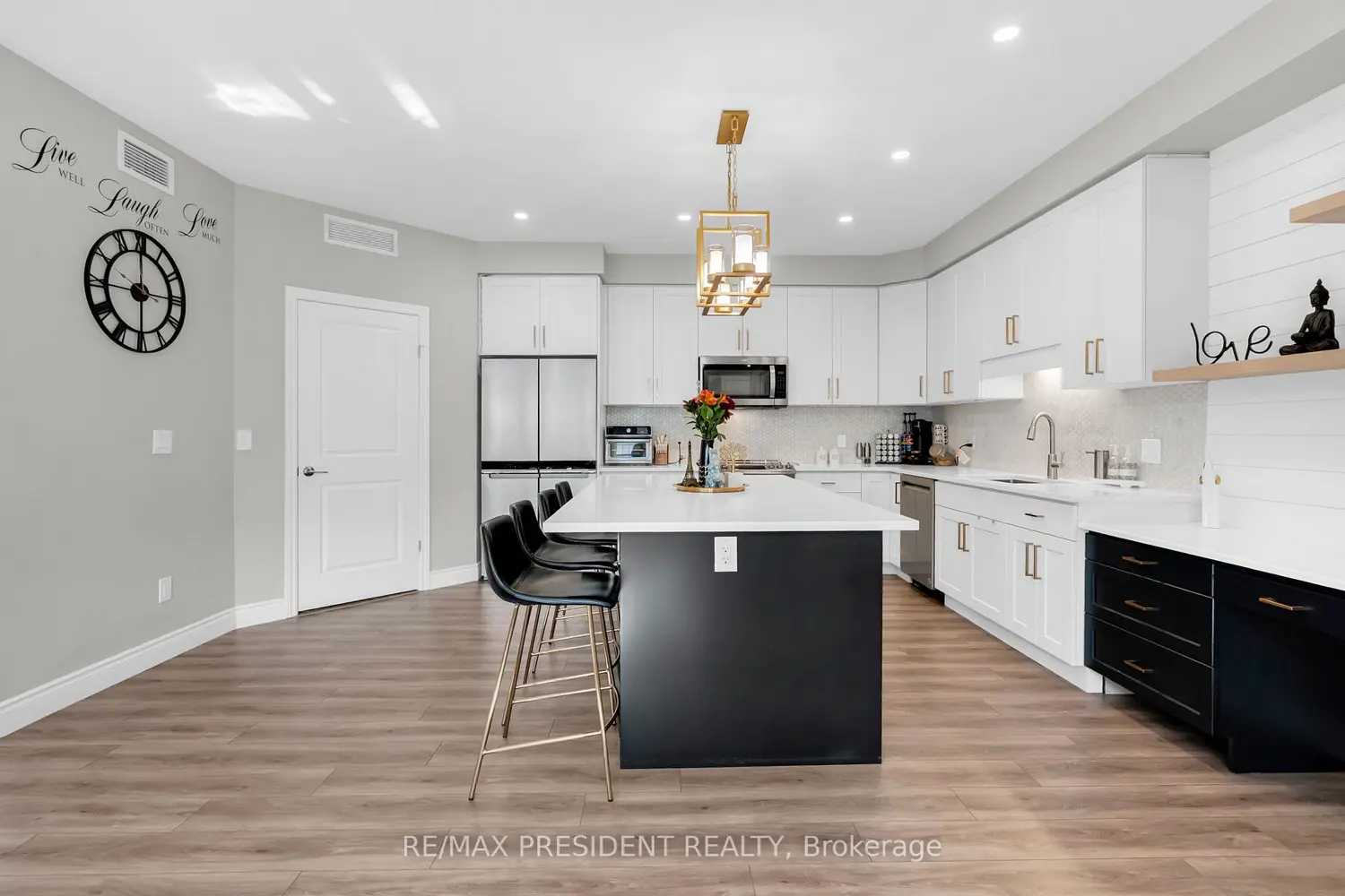Additional image 10 of 408 Guelph Avenue 3