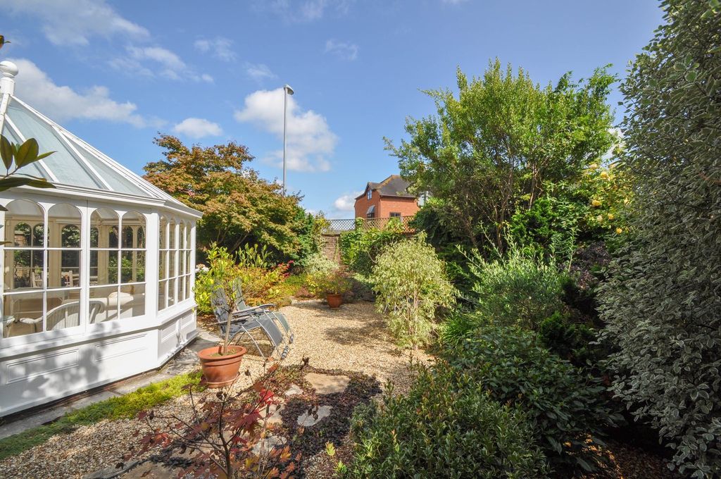 Additional image 19 of 5 bed detached house for salePoole Road, Wimborne BH21