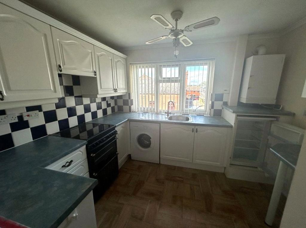 Additional image 4 of 2 bed flat for salePeel Drive, Loughborough, Leicestershire LE11