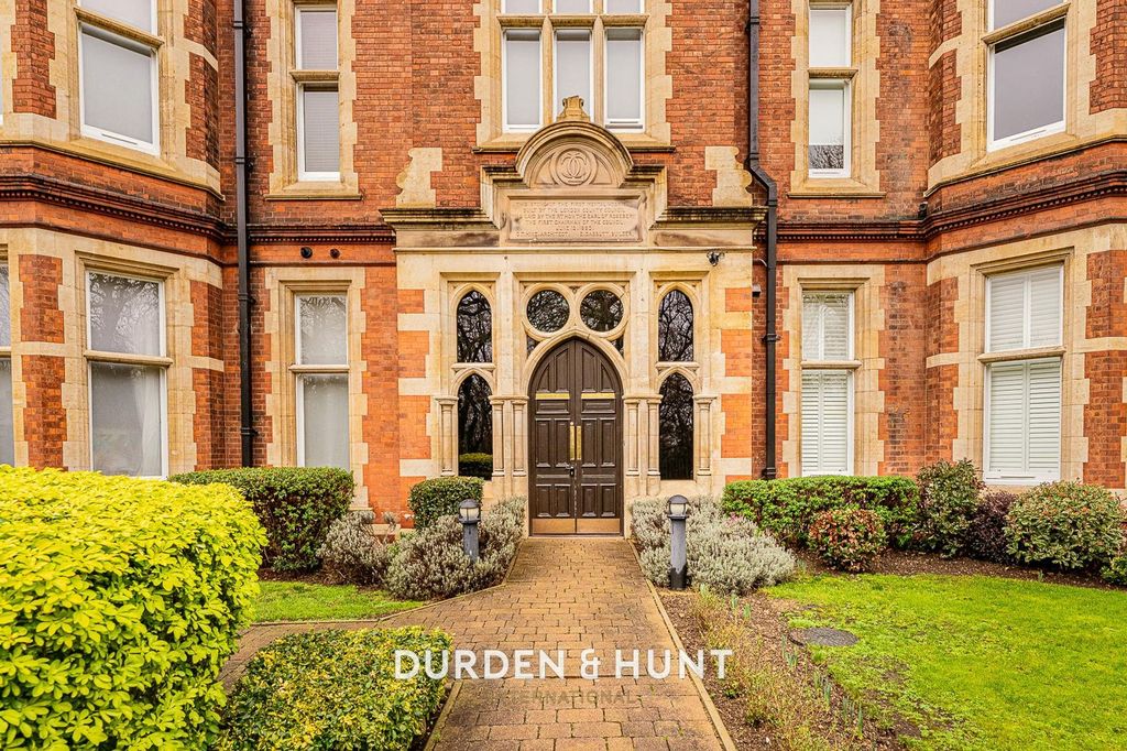 Additional image 23 of 3 bed flat for saleRegents Drive, Woodford Green IG8