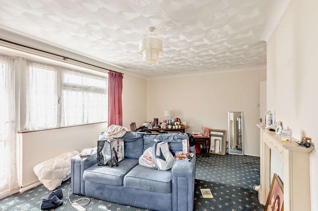 Additional image 4 of 3 bed flat for saleHalstead Road, Portsmouth PO6