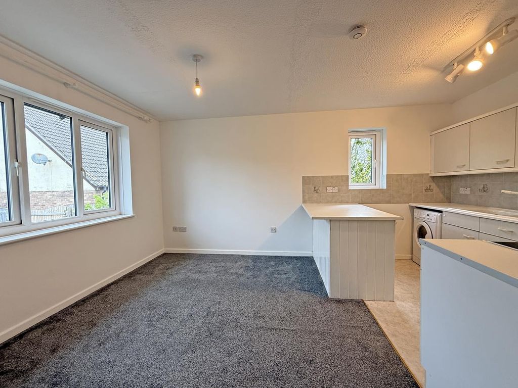 Additional image 2 of 1 bed flat for salePinewood Drive, Woolwell, Plymouth PL6