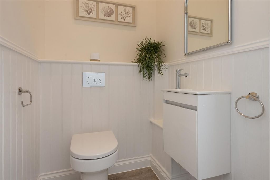 Additional image 26 of 2 bed flat for saleBeach Walk, Whitstable CT5