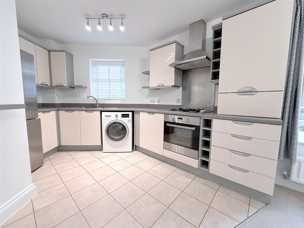 Additional image 2 of 2 bed flat for saleSwale Grove, Bingham NG13