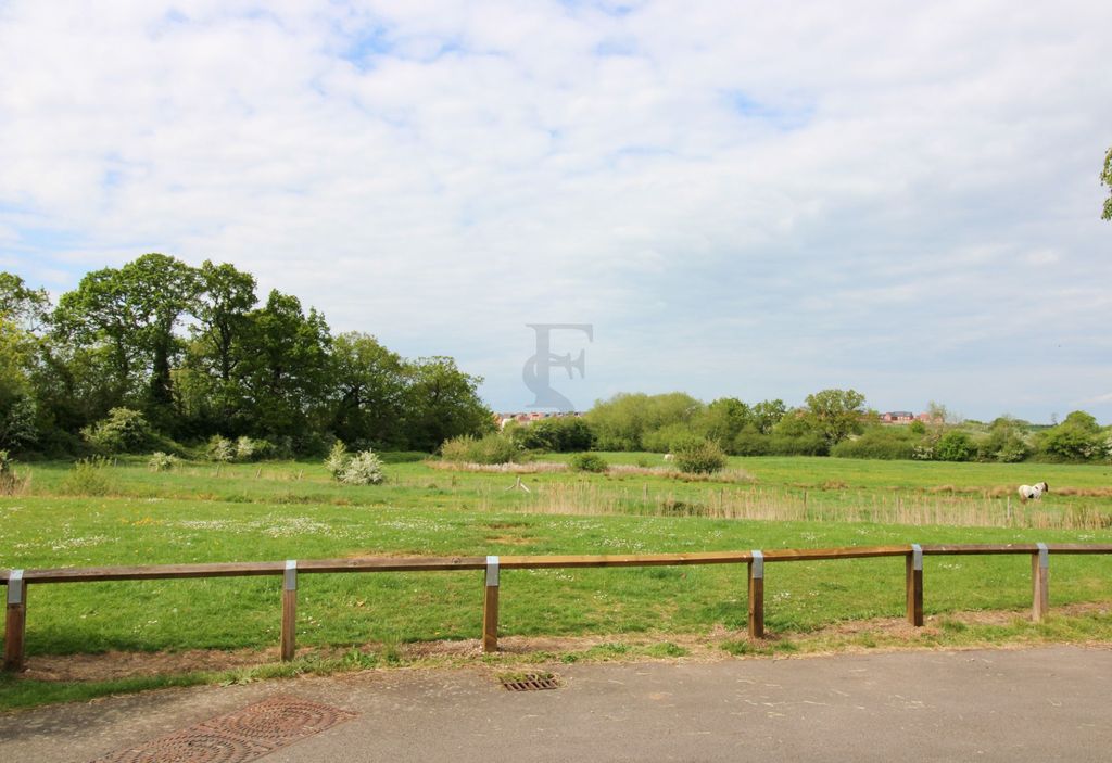 Additional image 4 of 1 bed flat for saleWelbury Road, Hamilton LE5