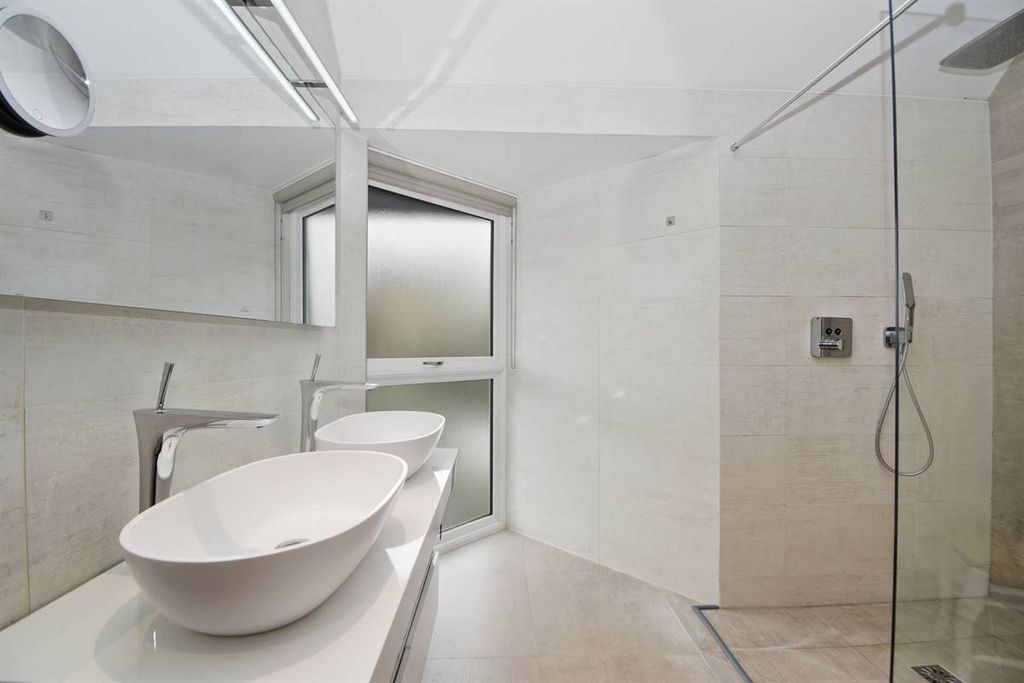 Additional image 37 of 6 bed detached house for saleChestfield Road, Chestfield, Whitstable CT5