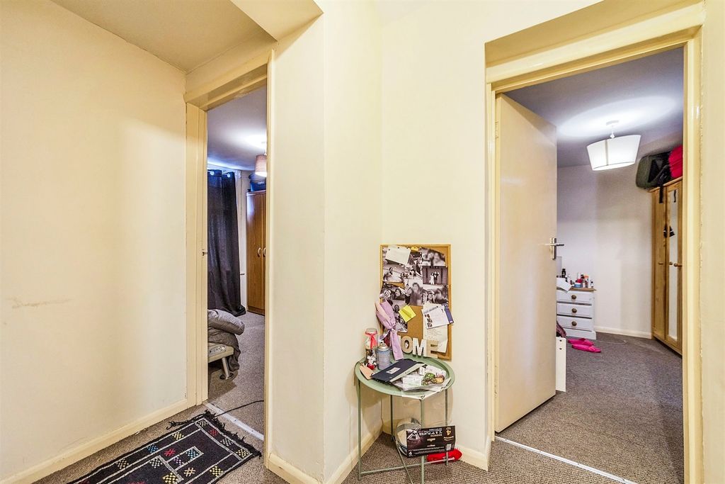 Additional image 8 of 2 bed flat for saleWestgate, Grantham NG31