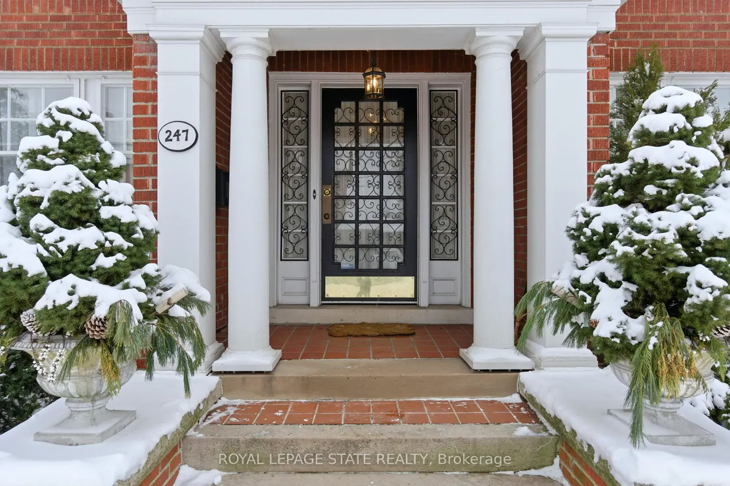 247 Macnab Street