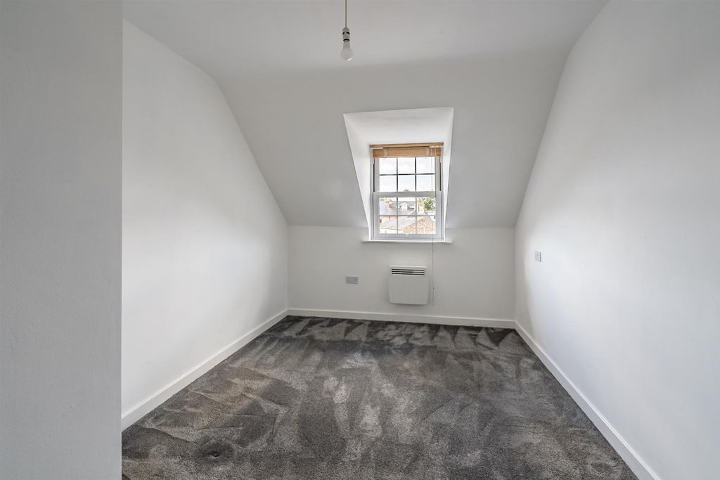Additional image 6 of 2 bed flat for saleDennison Street, York YO31