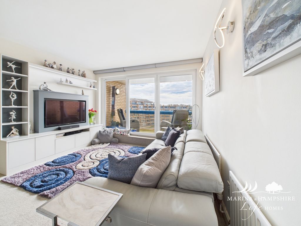 Additional image 5 of 1 bed flat for saleOyster Quay, Port Way, Port Solent PO6