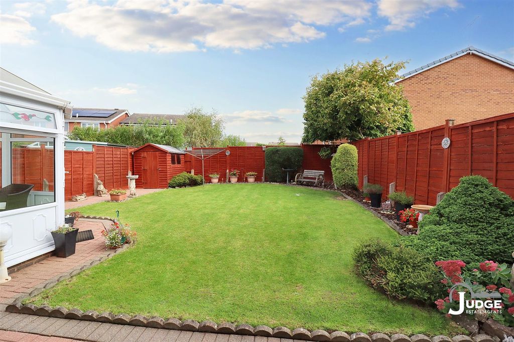 Additional image 34 of 4 bed detached house for saleWheatfield Close, Glenfield, Leicester LE3
