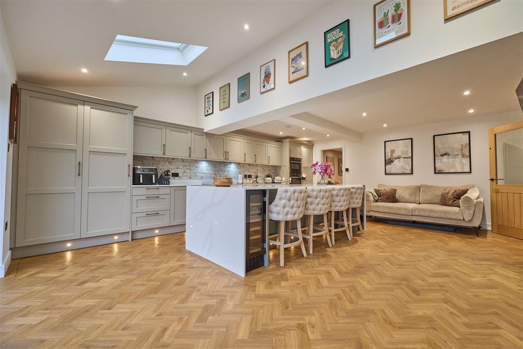Additional image 9 of 4 bed detached house for saleSaddlers Close, Burbage, Hinckley LE10