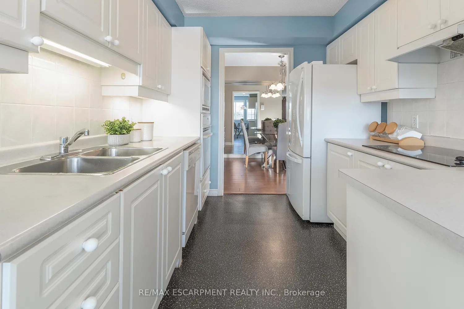 Additional image 3 of 600 Silverbirch Boulevard 308