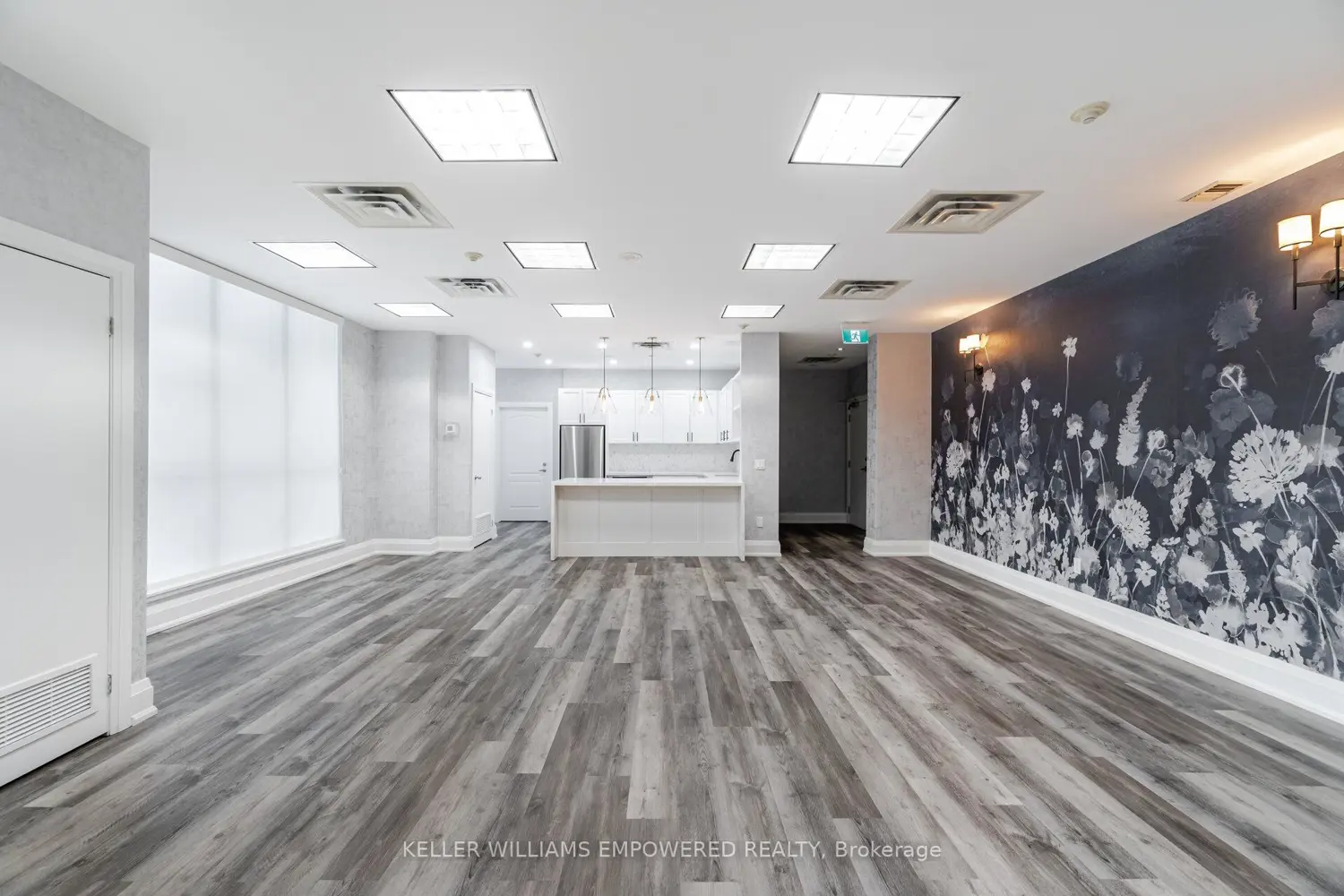 Additional image 13 of 2088 Lawrence Avenue 410
