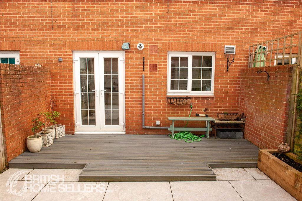 Additional image 23 of 3 bed town house for saleQueen's Grove, Southsea, Hampshire PO5