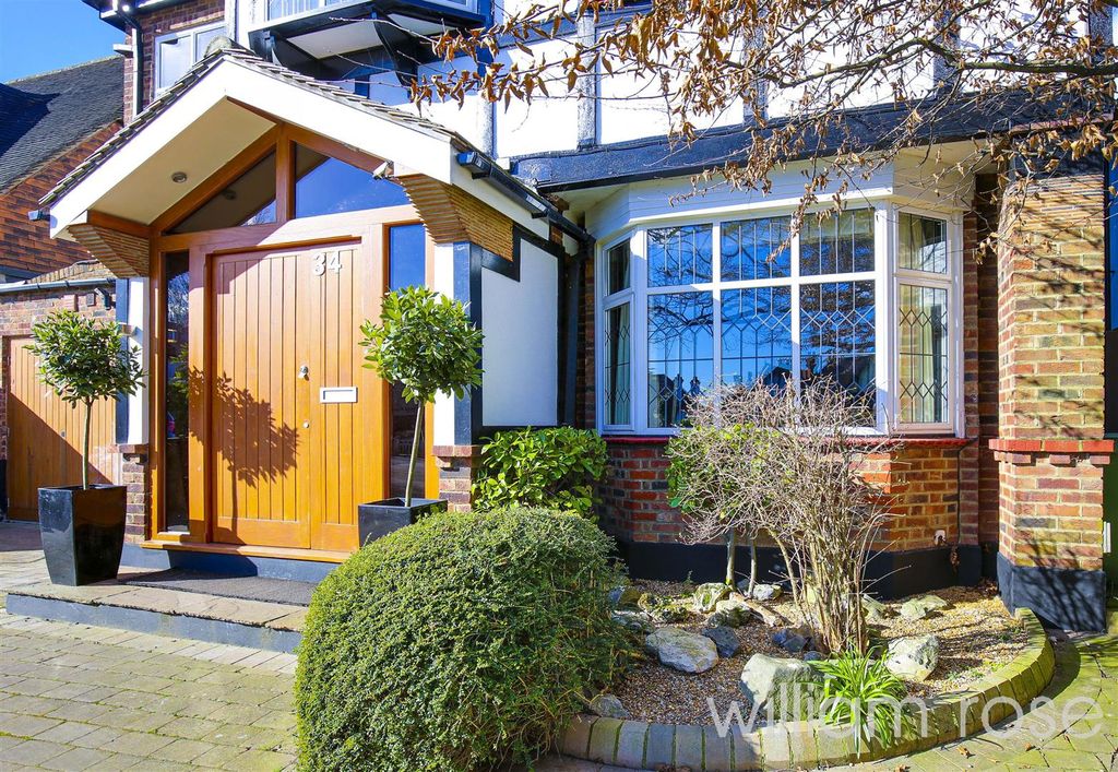 Additional image 34 of 5 bed detached house for saleMonkhams Lane, Woodford Green IG8