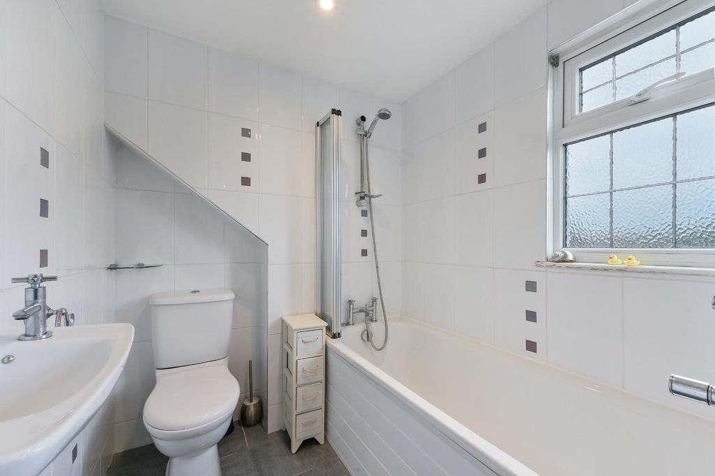 Additional image 22 of 6 bed semi-detached house for saleOaks Avenue, Worcester Park KT4