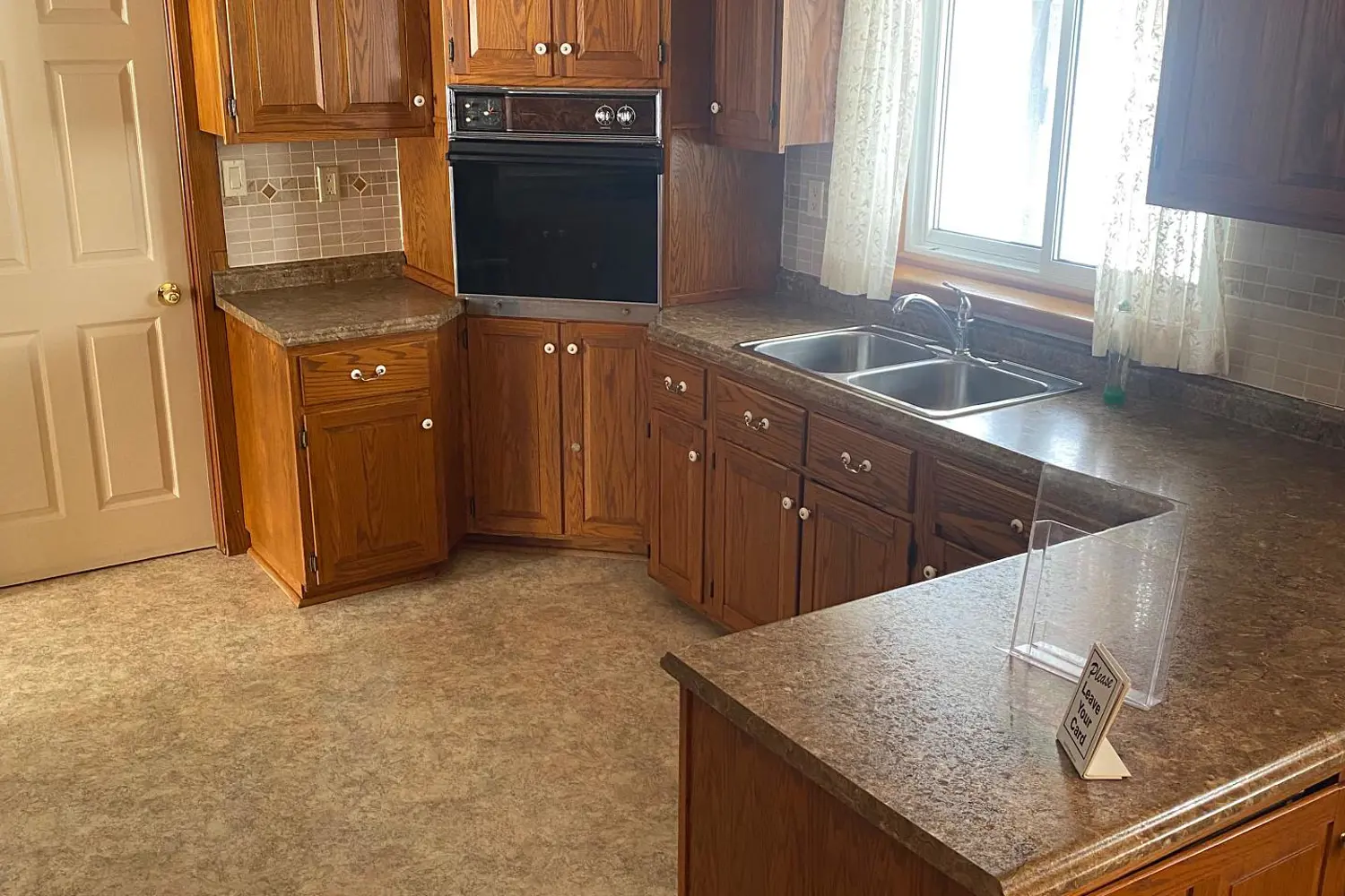 4749 Aurora Road photo 4