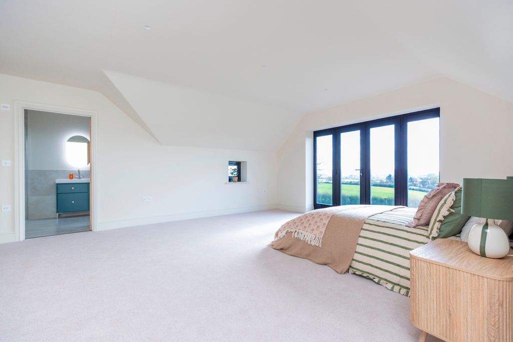 Additional image 7 of 4 bed detached house for saleHorkesley Ridge, Common Mead Lane, Gillingham SP8