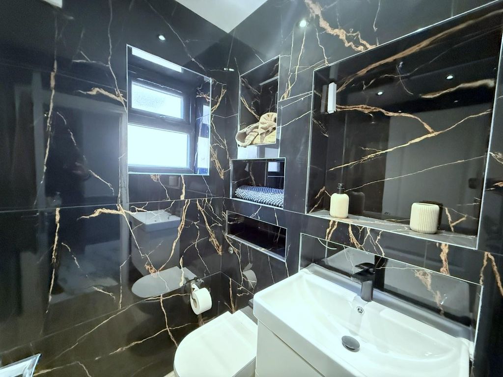 Additional image 13 of 5 bed detached bungalow for saleFeltham Hill Road, Ashford TW15