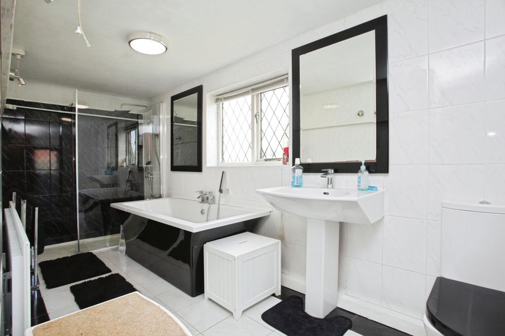 Additional image 15 of 7 bed detached house for saleHinckley Road, Nailstone CV13
