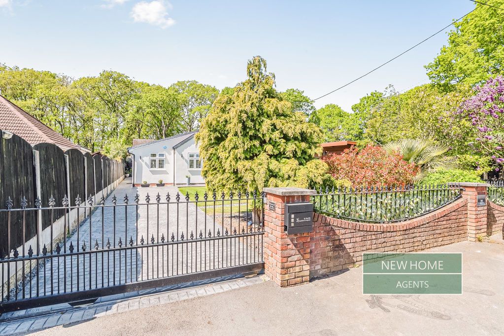 Additional image 20 of 4 bed detached bungalow for saleCanford Avenue, Wickford SS12