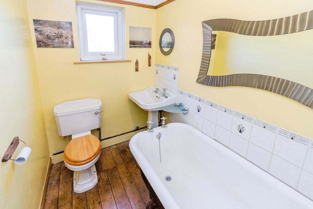Additional image 16 of 2 bed bungalow for saleCoxford Close, Southampton, Hampshire SO16