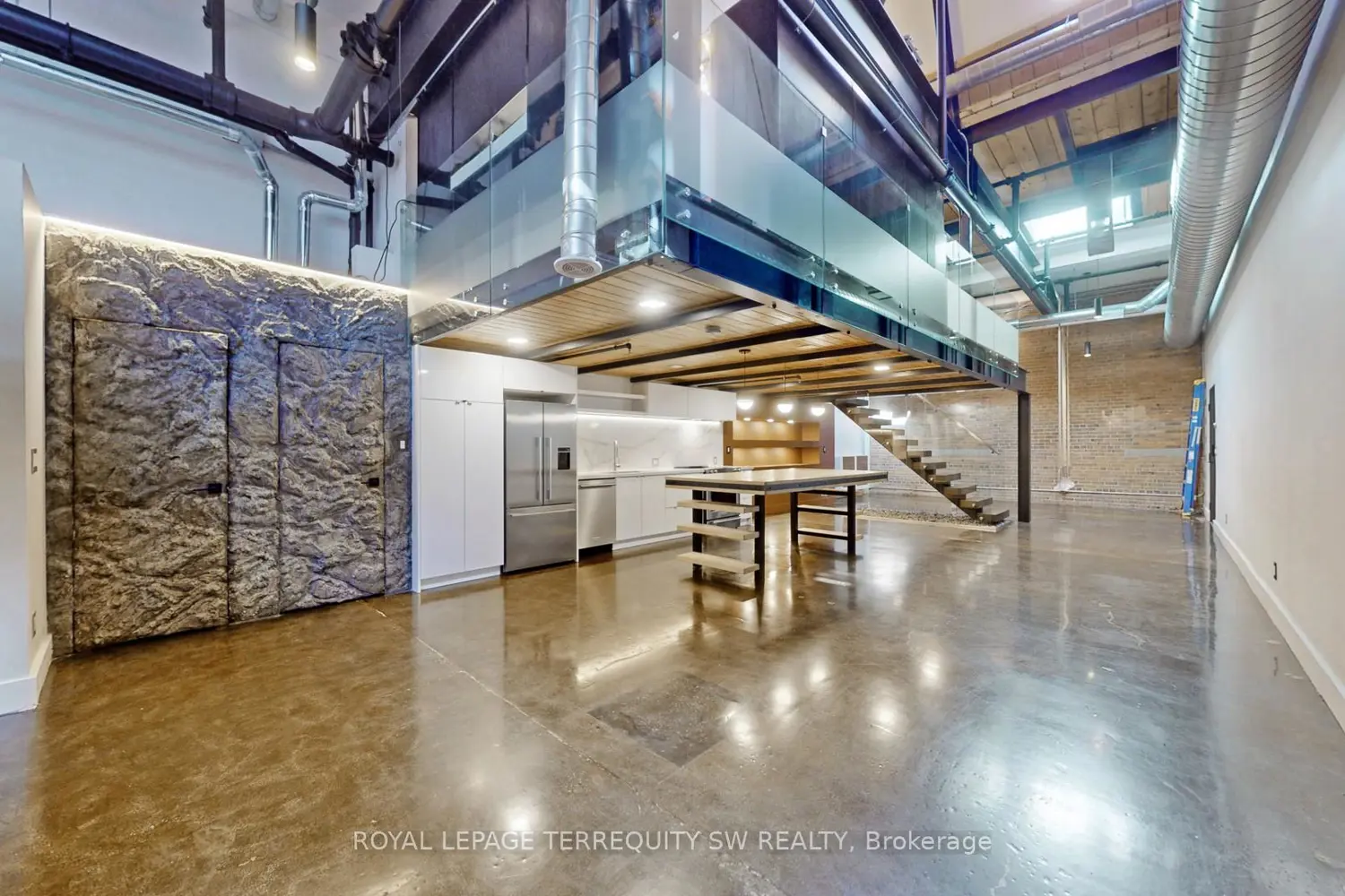 Additional image 2 of 326 Carlaw Avenue 124