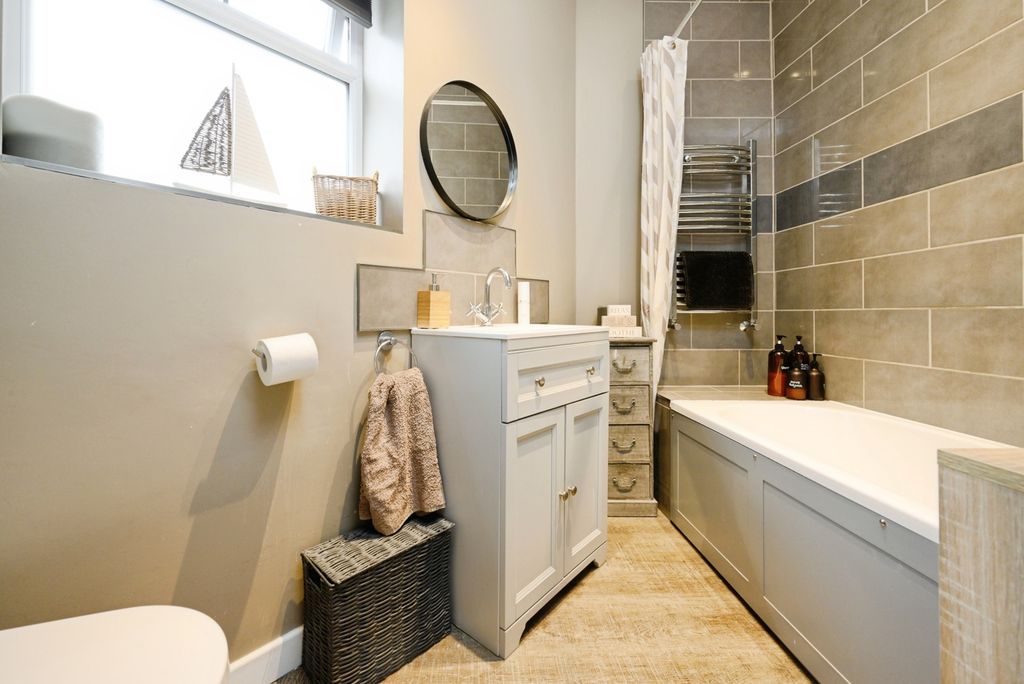 Additional image 14 of 3 bed detached house for saleWalker Road, Portsmouth, Hampshire PO2