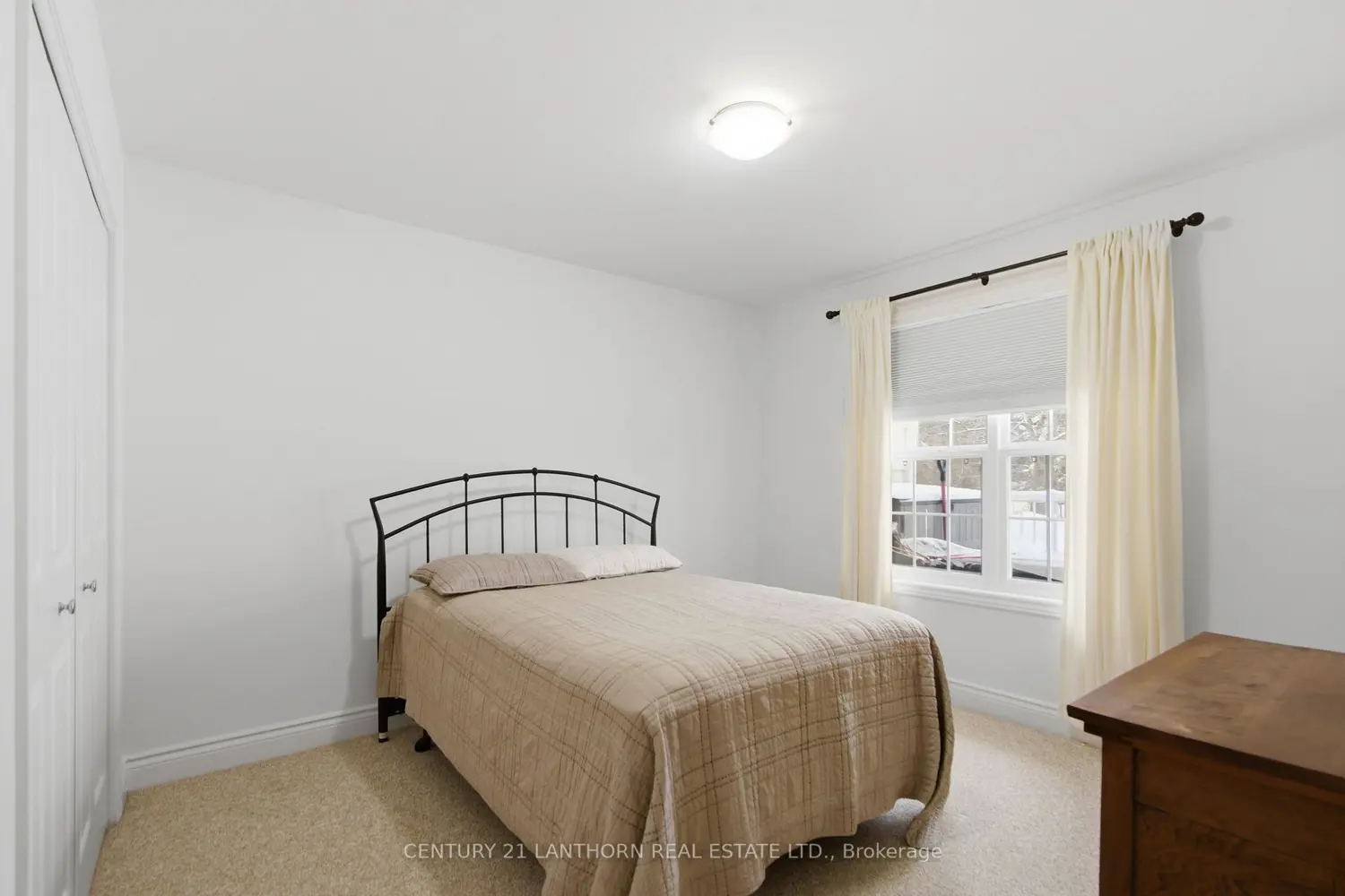 Additional image 6 of 494 Metcalf Street 5