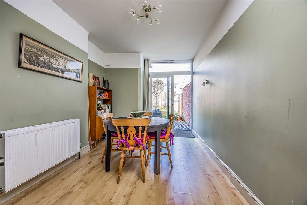 Additional image 8 of 3 bed terraced house for saleChasewater Avenue, Portsmouth PO3