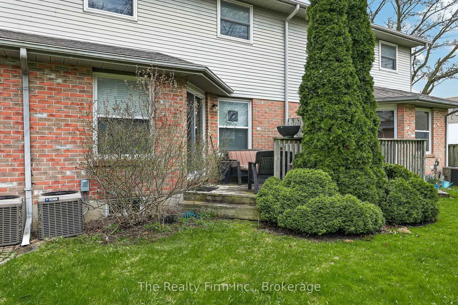 Additional image 3 of 397 Springbank Avenue 2