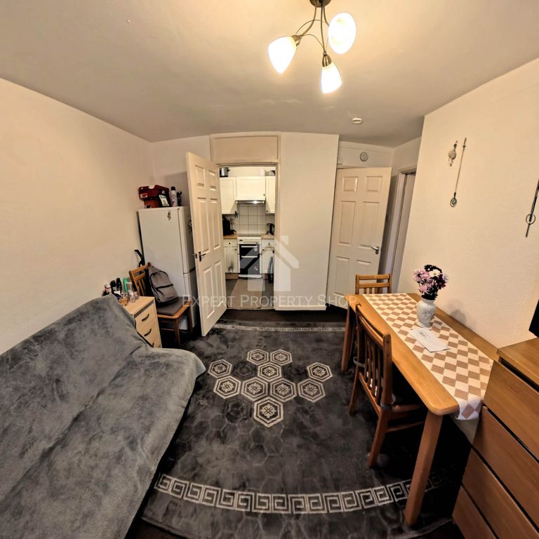 Additional image 2 of 1 bed flat for saleLanchester Gardens, Worksop S80