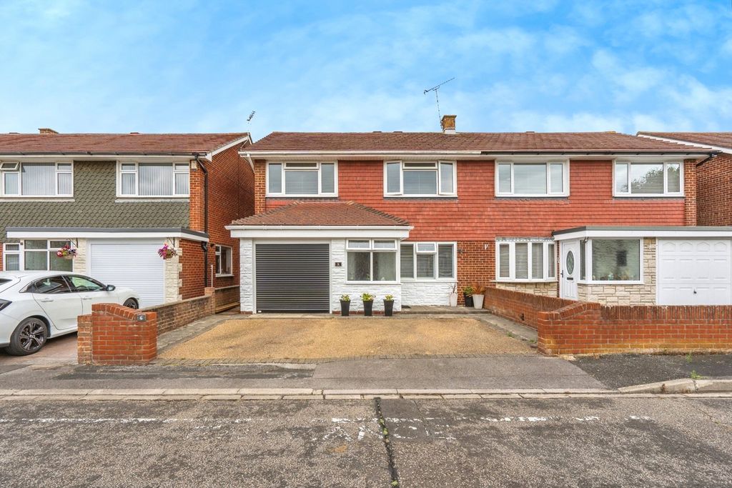 3 bed semi-detached house for saleGodwit Road, Southsea, Hampshire PO4