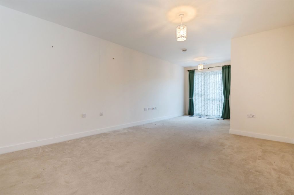 Additional image 3 of 2 bed flat for saleHampton Close, Southampton SO15