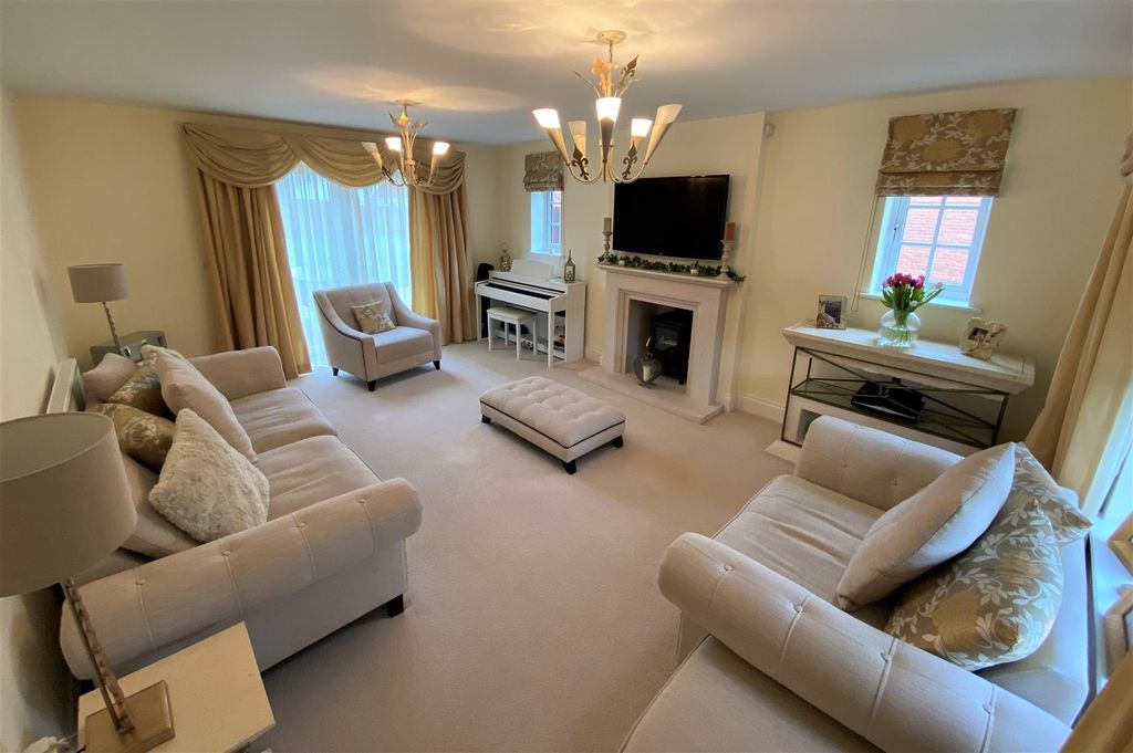 Additional image 5 of 6 bed detached house for saleBuckthorn Drive, Barrow Upon Soar, Loughborough LE12