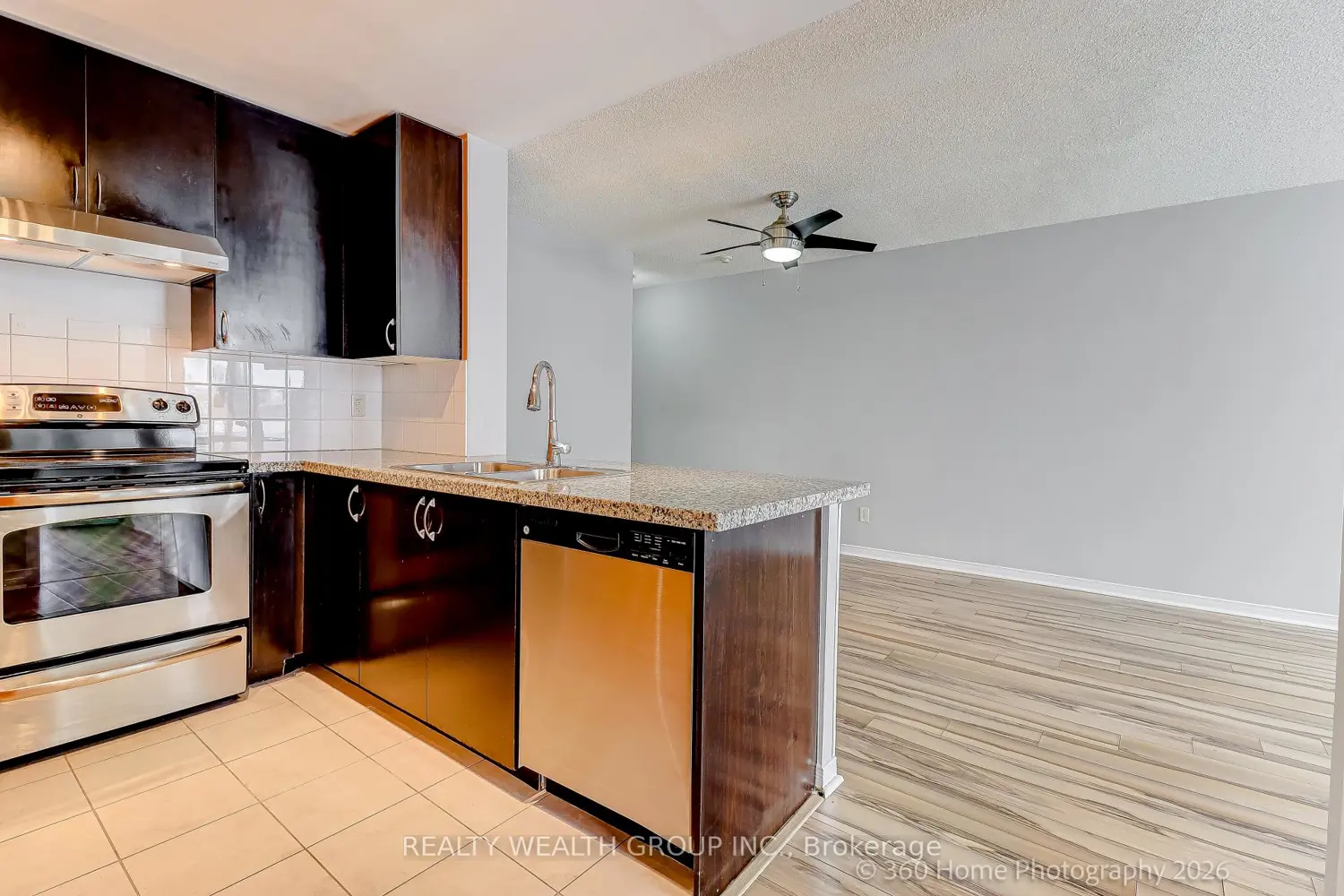 Additional image 9 of 4900 Glen Erin Drive 111