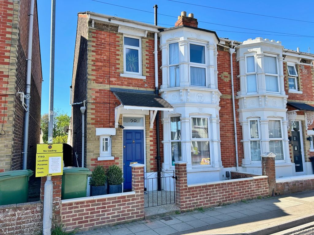 4 bed semi-detached house for saleKnowsley Road, Cosham, Portsmouth PO6