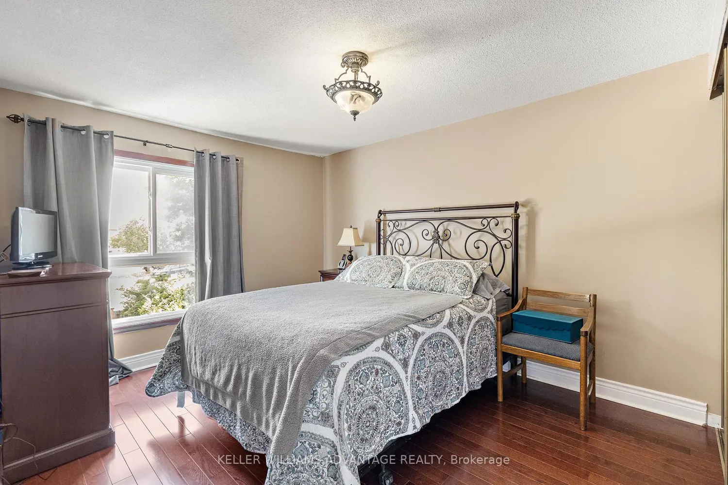 Additional image 16 of 1051 Sandhurst Circle 17
