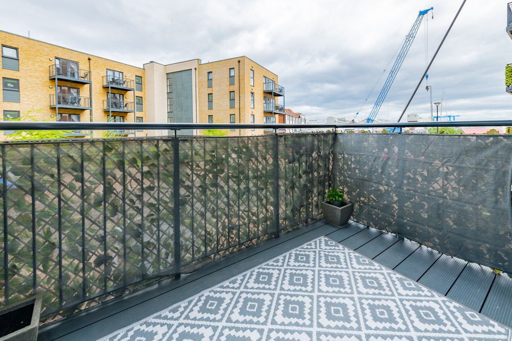 Additional image 12 of 2 bed flat for saleRiverside House, Thomas Blake Avenue, Southampton SO14