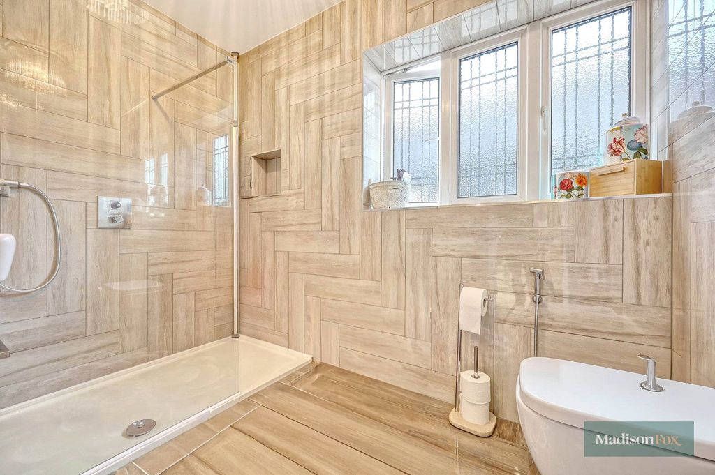 Additional image 40 of 5 bed detached house for saleThe Dell, Woodford Green IG8