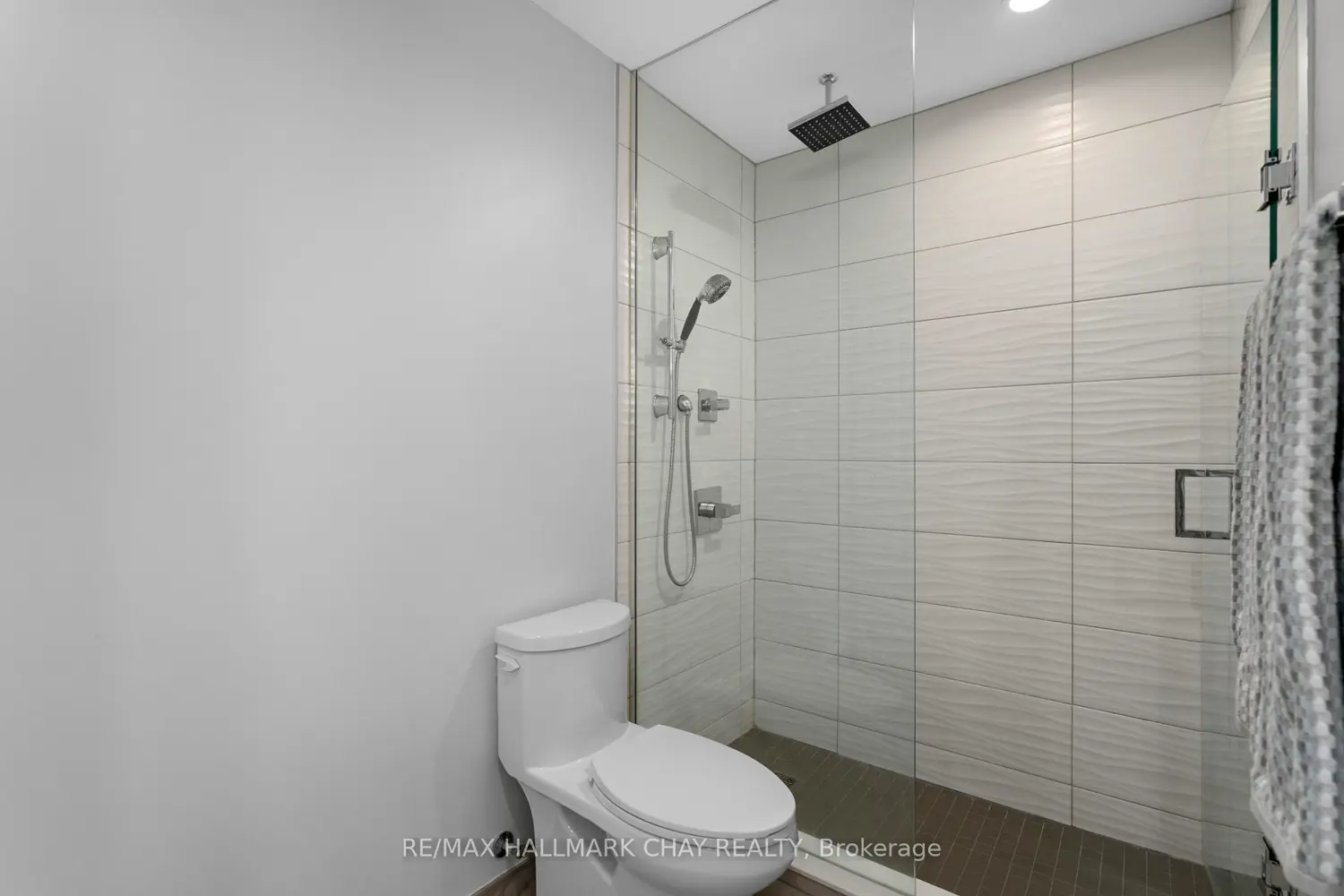 Additional image 15 of 80 Horseshoe Boulevard #G01